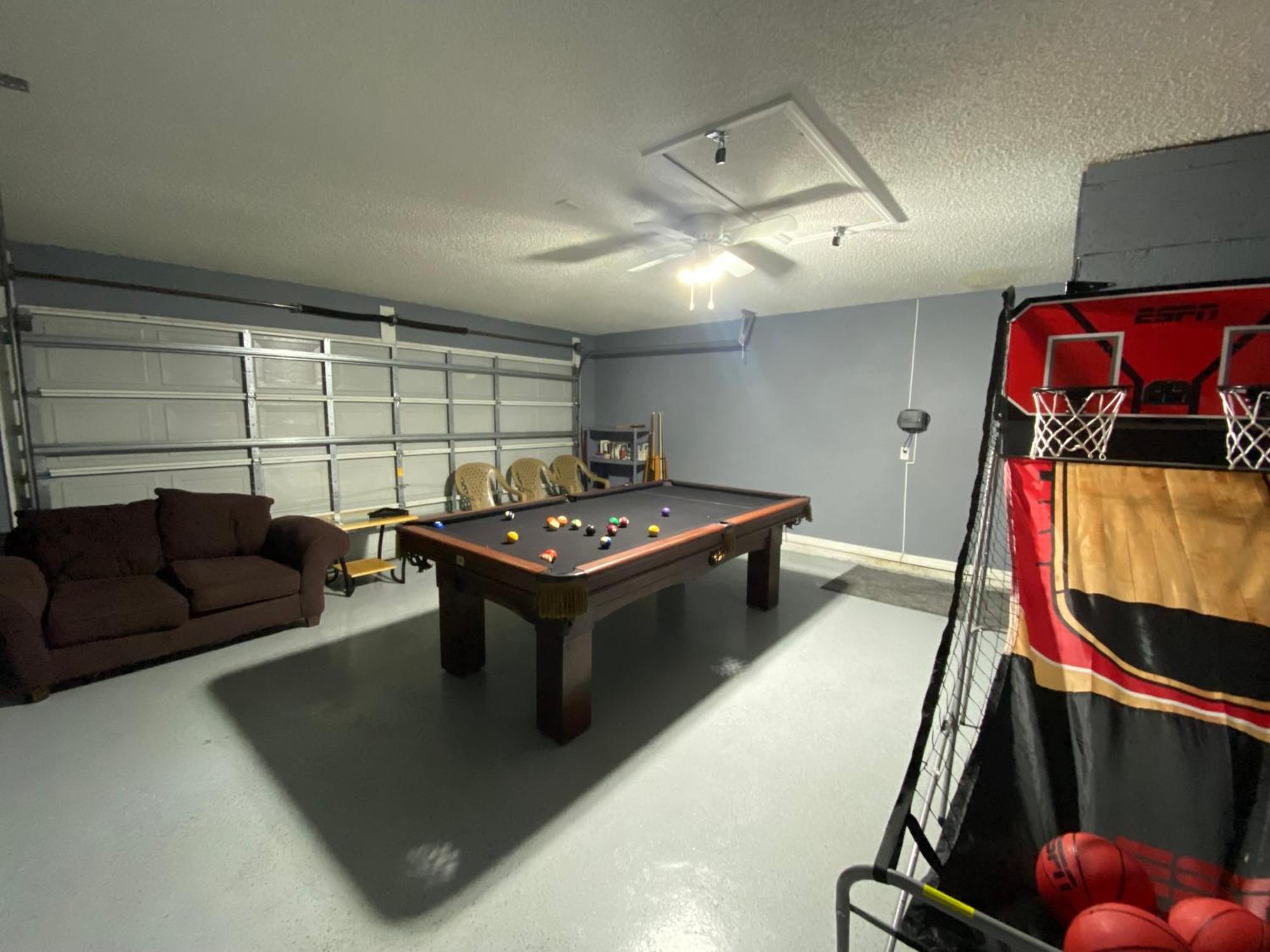 3 Bedroom With Poolside Cinema And Games Close To Theme Parks Sleeps 6 2 Casa de férias Orlando